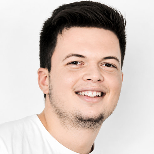 Vadzim Siarebranikau